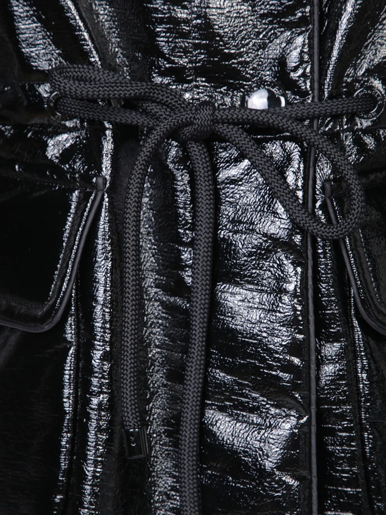 Agnou Short Parka Down Jacket in Black
