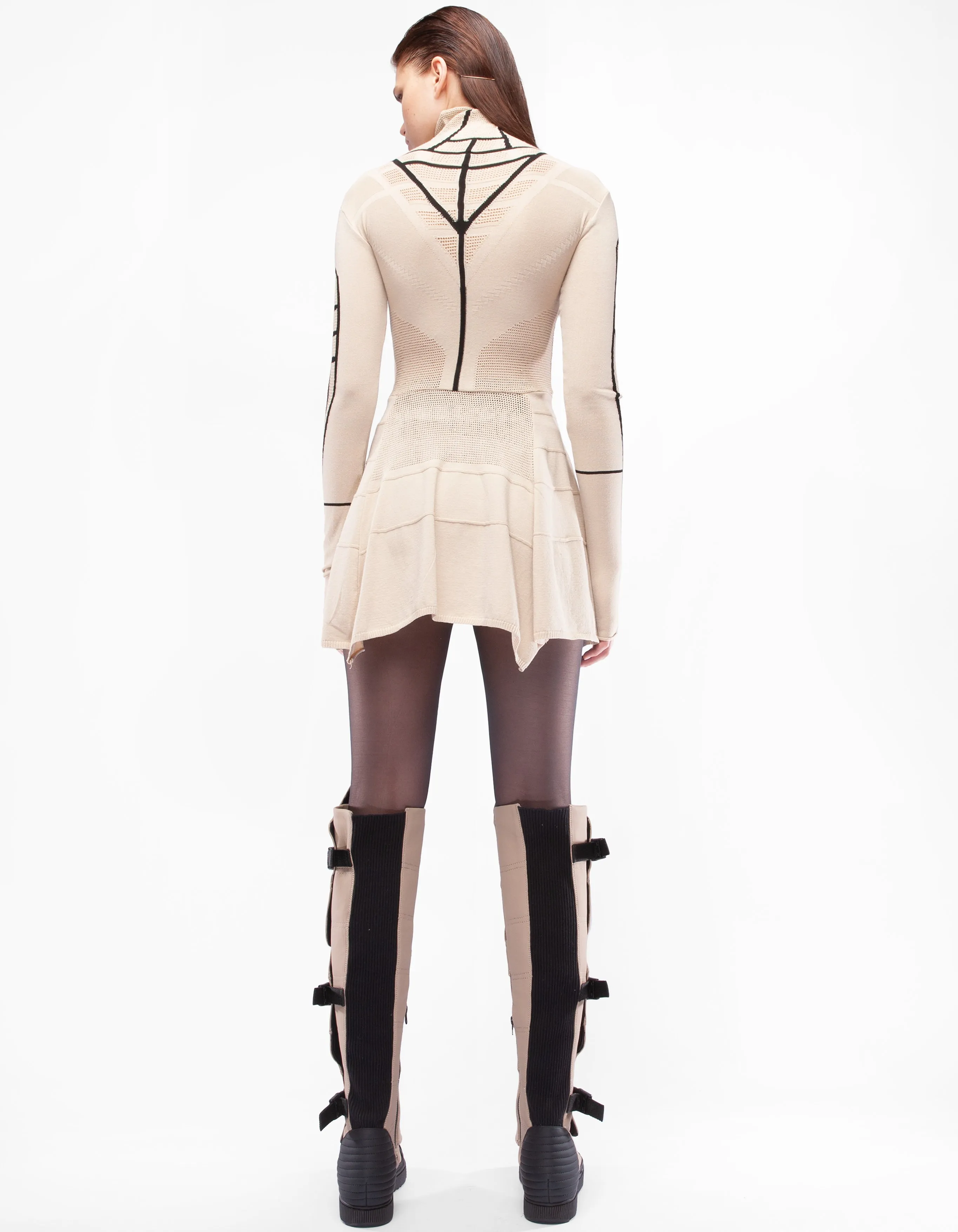 DRESS GRID SENSE