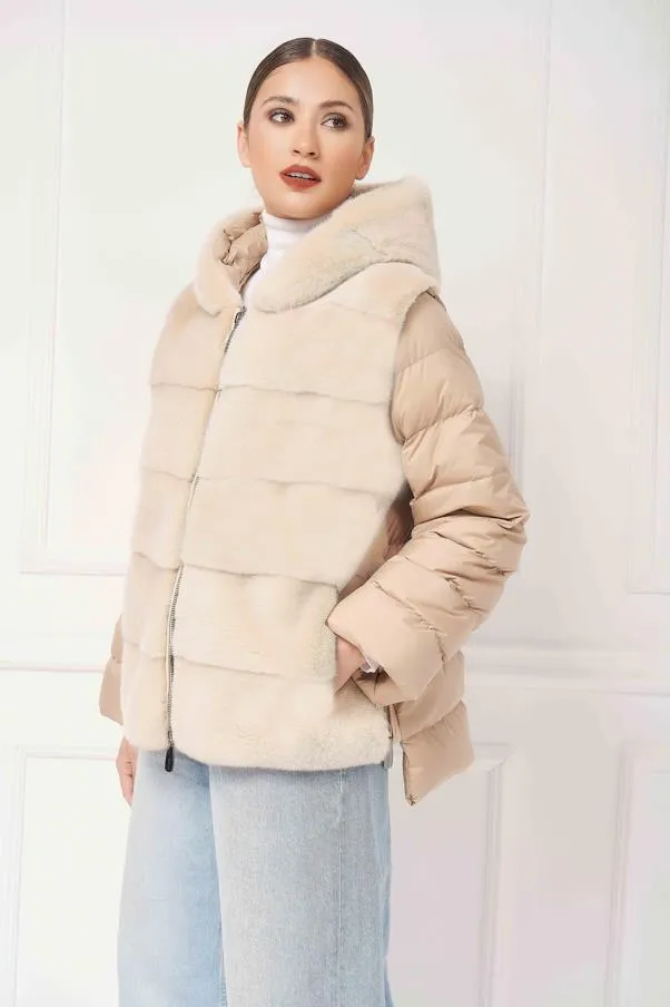 Short hooded down jacket with mink