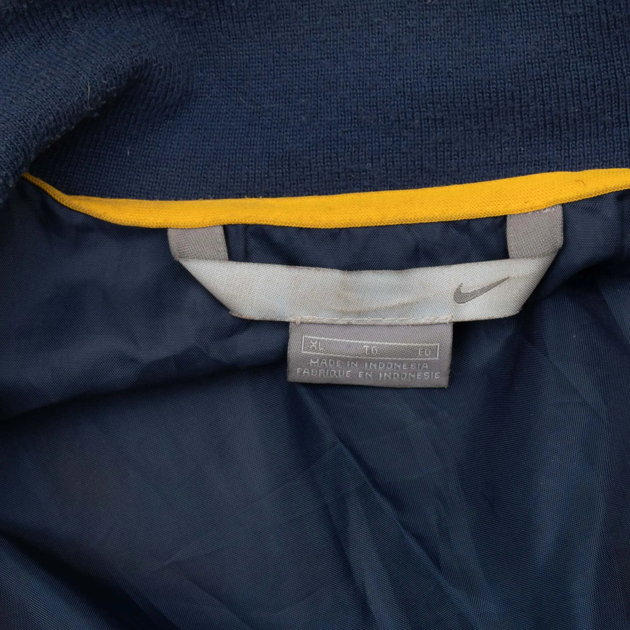 VINTAGE NIKE NY HARLEM RENS BASKETBALL WINDBREAKER JACKET 2000S XL
