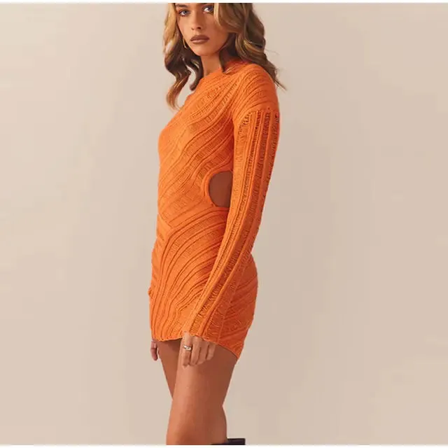 Whispering Threads: Ivory Street Chic^